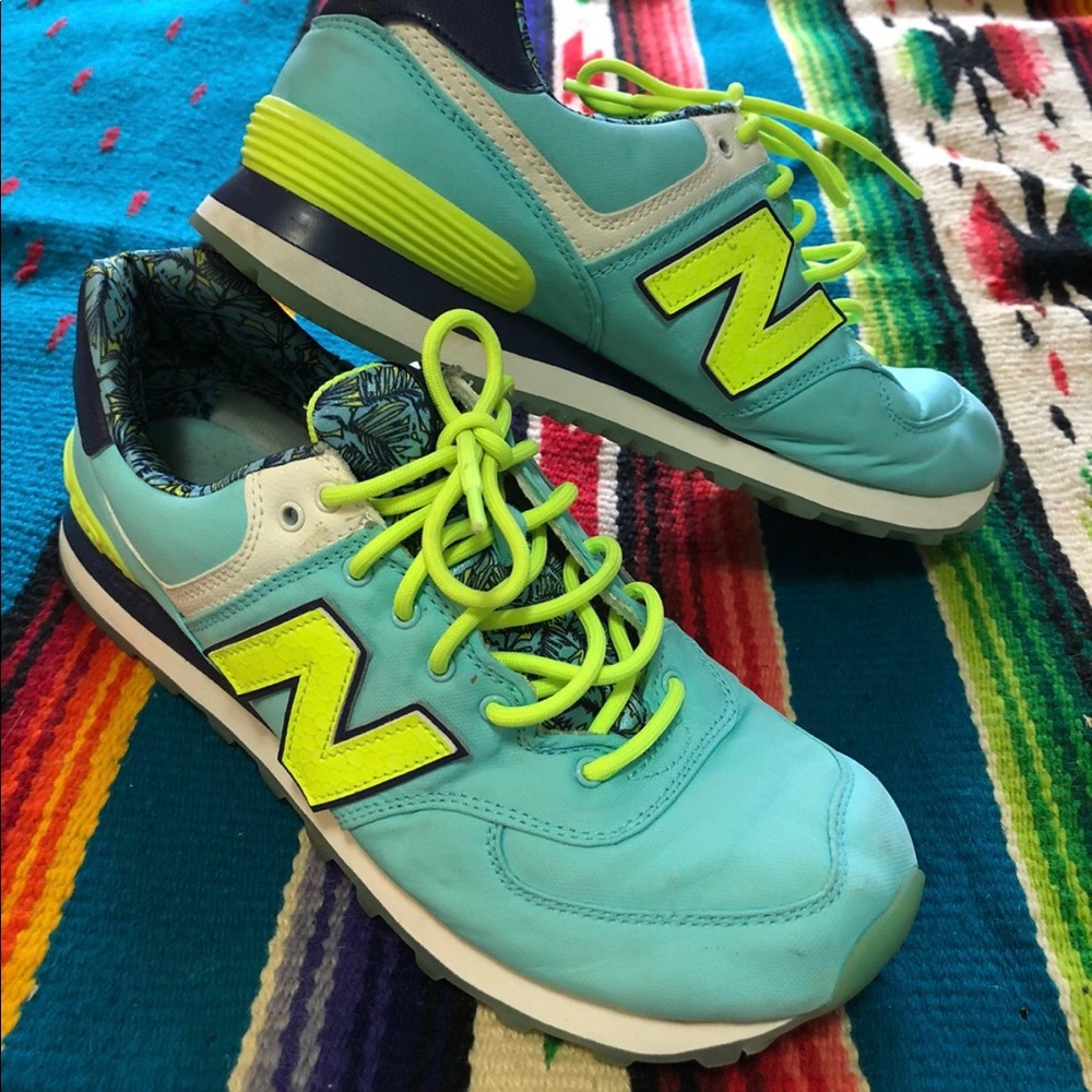 New Balance Teal Tennis Shoe 👟